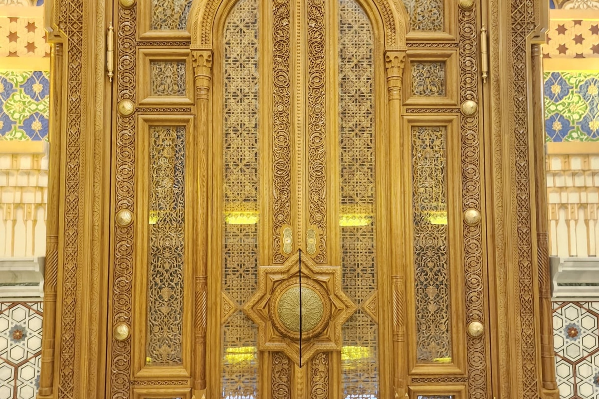 الأبواب والبوابات
